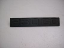 Typenzeichen 250 GD schwarz